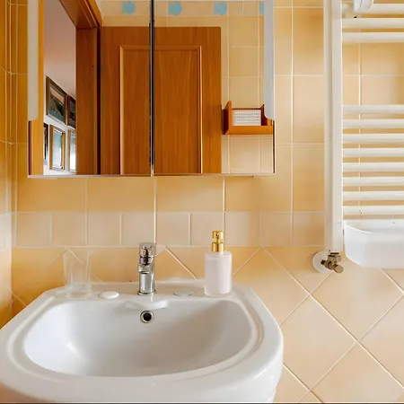 Fiera Di Luxury Apartment